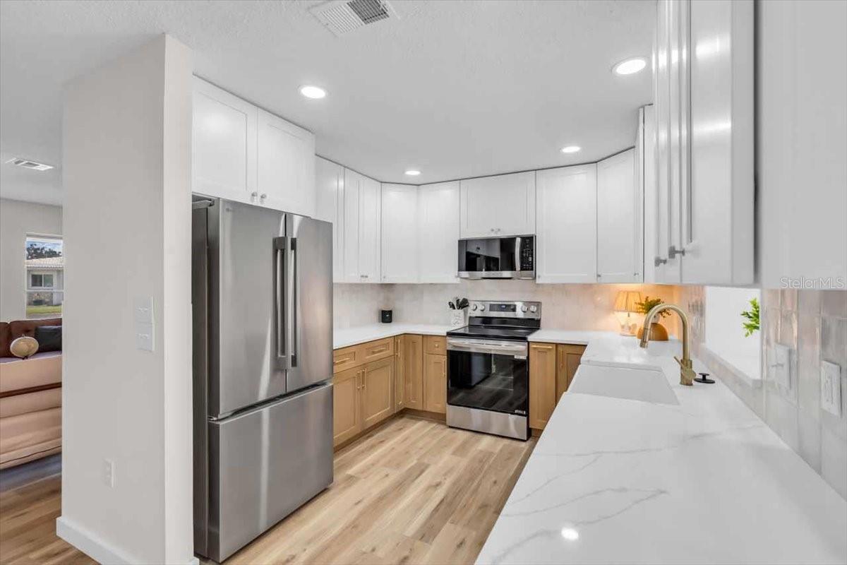 CIRCLE WOODS OF VENICE 1 - Residential