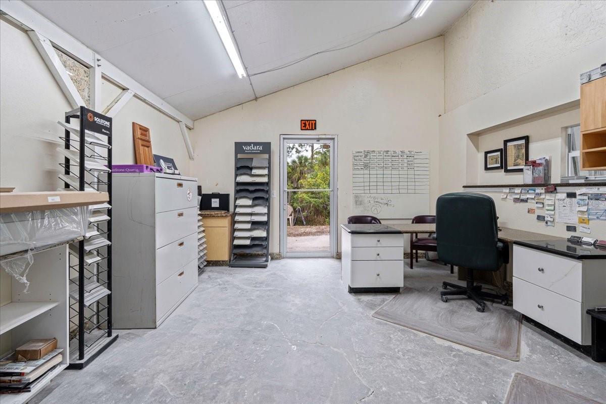 KINGSTON PLAZA - Commercial Sale