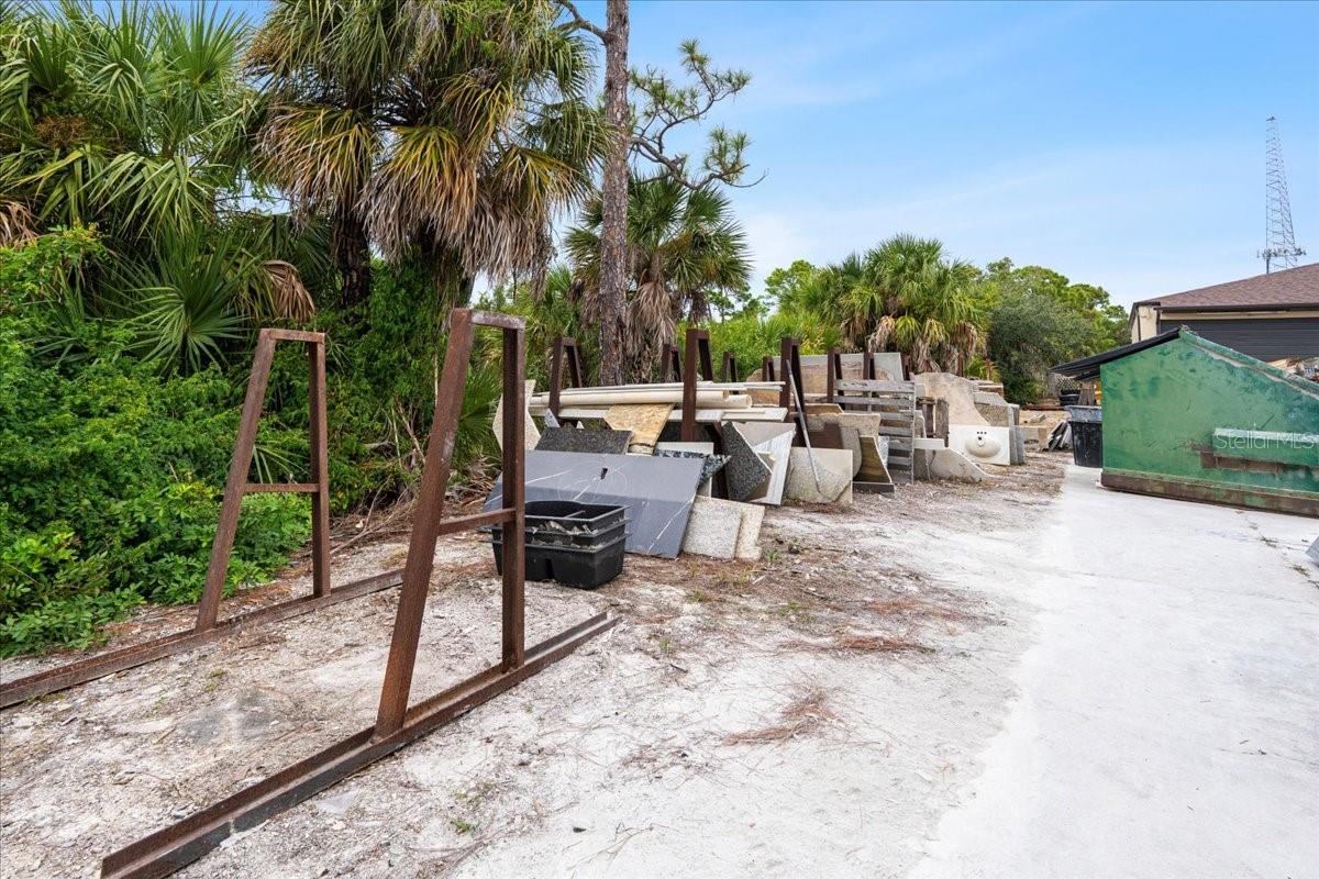 KINGSTON PLAZA - Commercial Sale