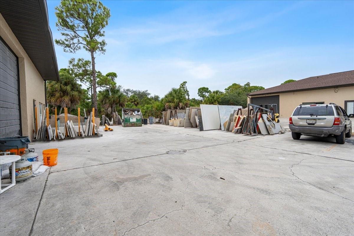 KINGSTON PLAZA - Commercial Sale