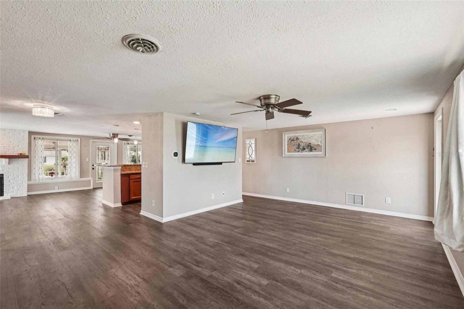 OVERBROOK GARDENS - Residential