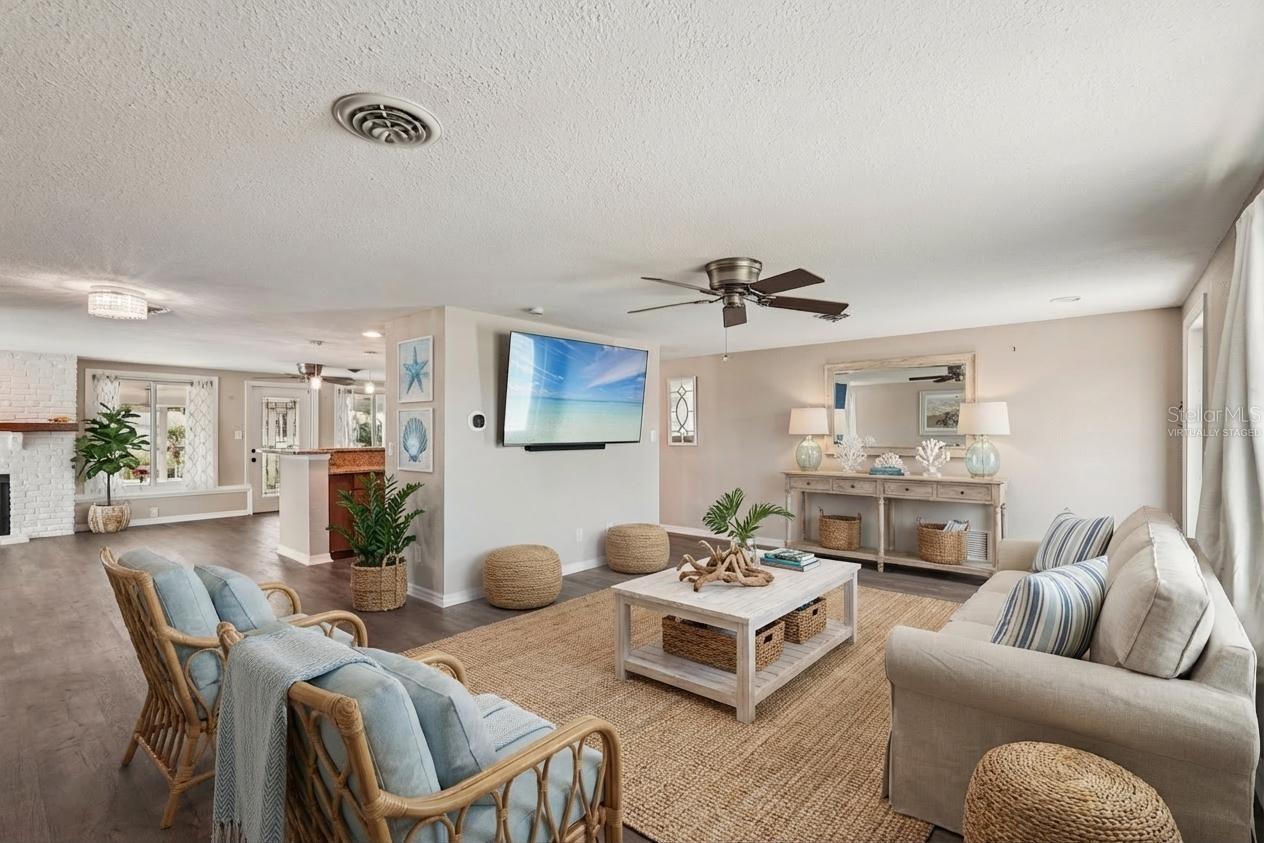 OVERBROOK GARDENS - Residential