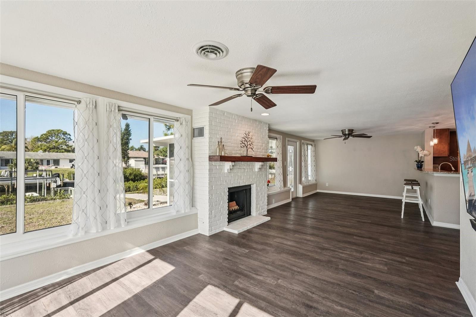 OVERBROOK GARDENS - Residential