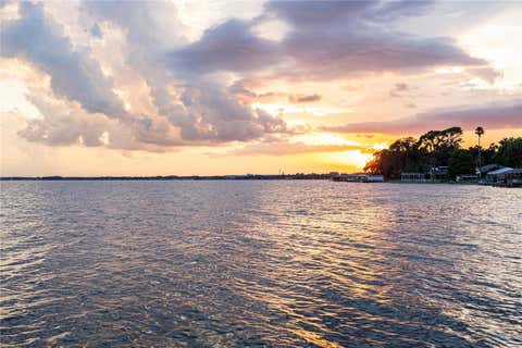 Tiny photo for 32834 Lakeshore Drive, Tavares, FL 32778 (MLS # G5114617)