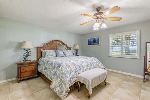 Tiny photo for 32834 Lakeshore Drive, Tavares, FL 32778 (MLS # G5114617)