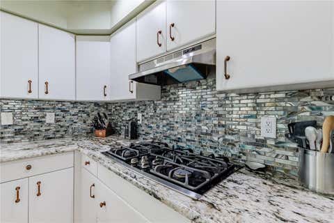 Tiny photo for 32834 Lakeshore Drive, Tavares, FL 32778 (MLS # G5114617)