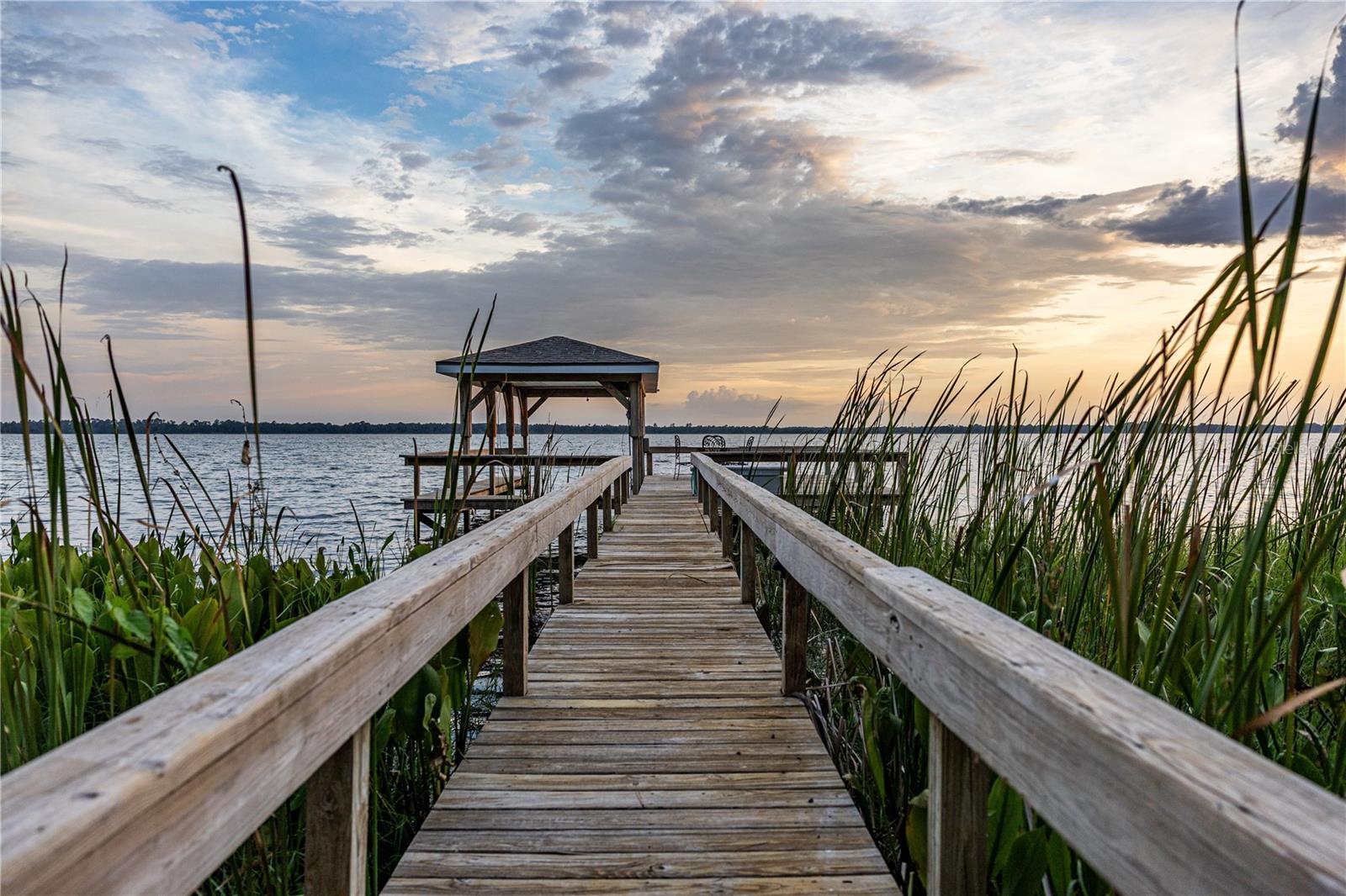 32834 LAKESHORE DRIVE