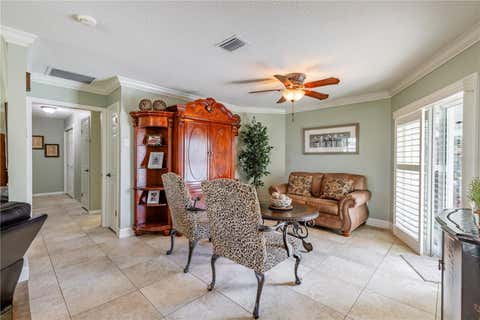 Tiny photo for 32834 Lakeshore Drive, Tavares, FL 32778 (MLS # G5114617)