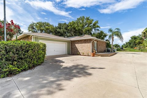 Tiny photo for 32834 Lakeshore Drive, Tavares, FL 32778 (MLS # G5114617)