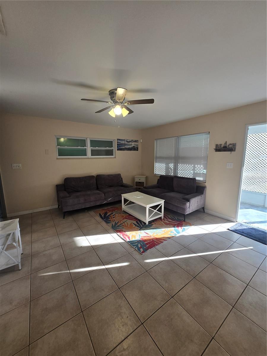 VILLAGE GREEN SUB - Residential Lease