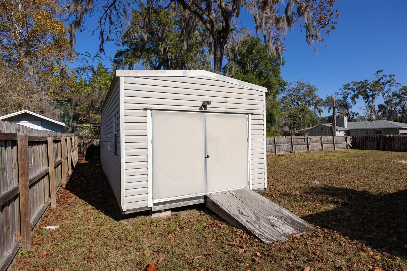 VALWOOD UNIT 2 - Residential Lease