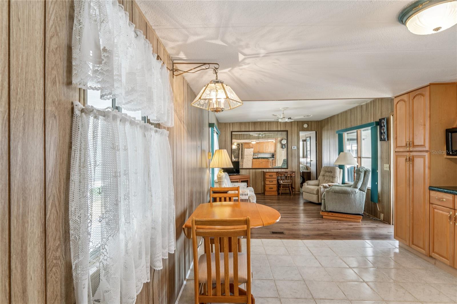 SLEEPY HOLLOW MOBILE ESTATES - Residential