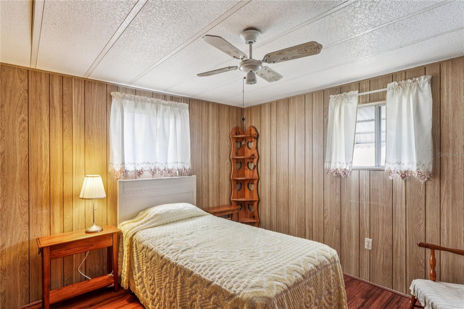 SLEEPY HOLLOW MOBILE ESTATES - Residential