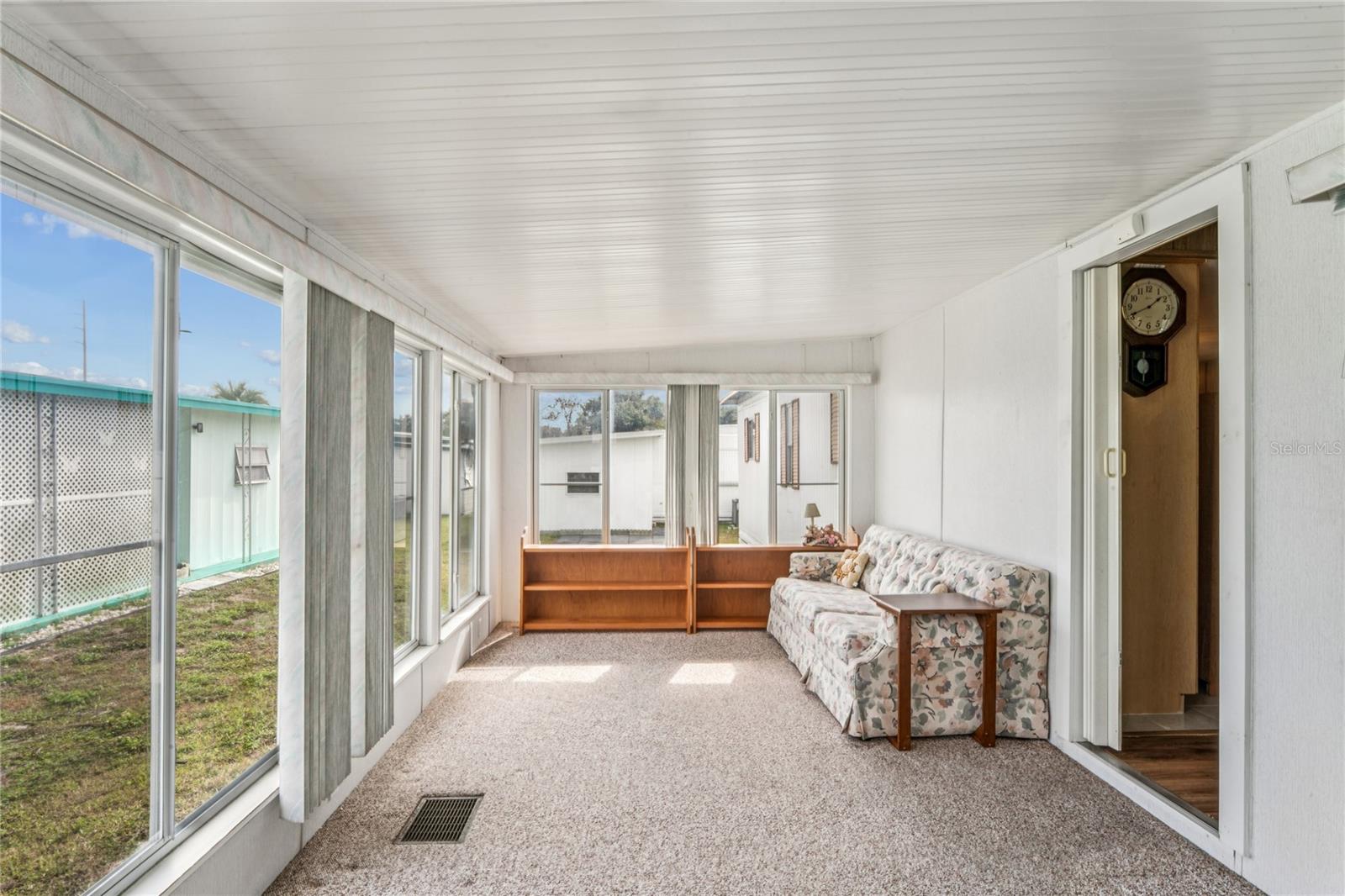 SLEEPY HOLLOW MOBILE ESTATES - Residential