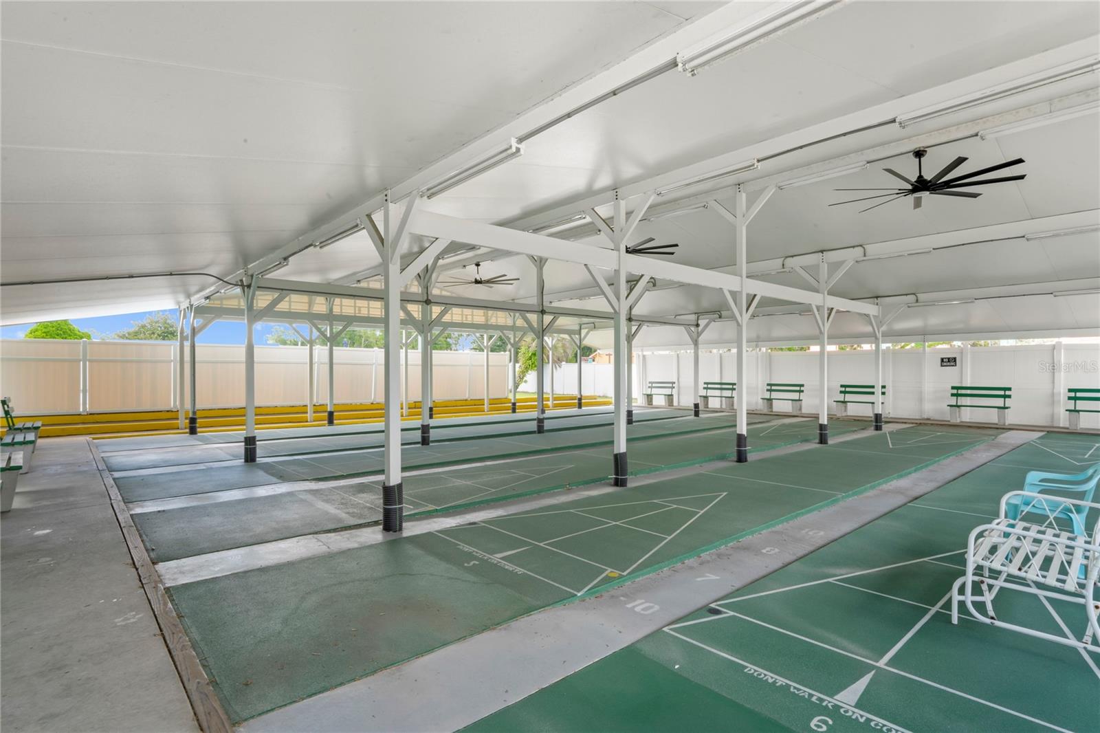 SLEEPY HOLLOW MOBILE ESTATES - Residential