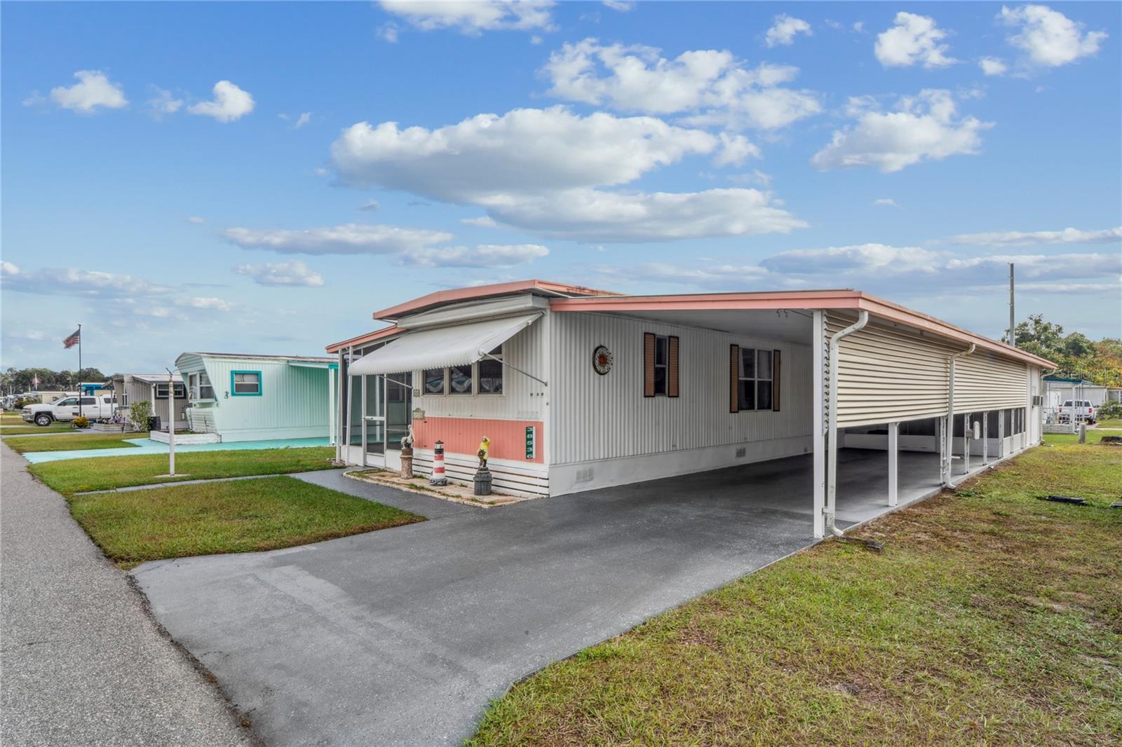 SLEEPY HOLLOW MOBILE ESTATES - Residential