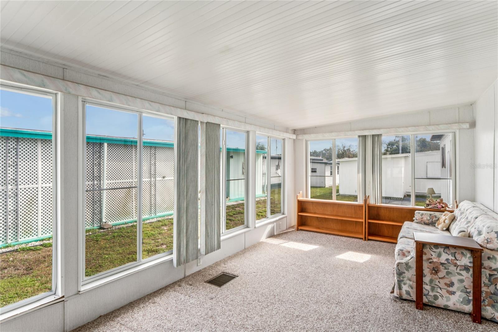 SLEEPY HOLLOW MOBILE ESTATES - Residential