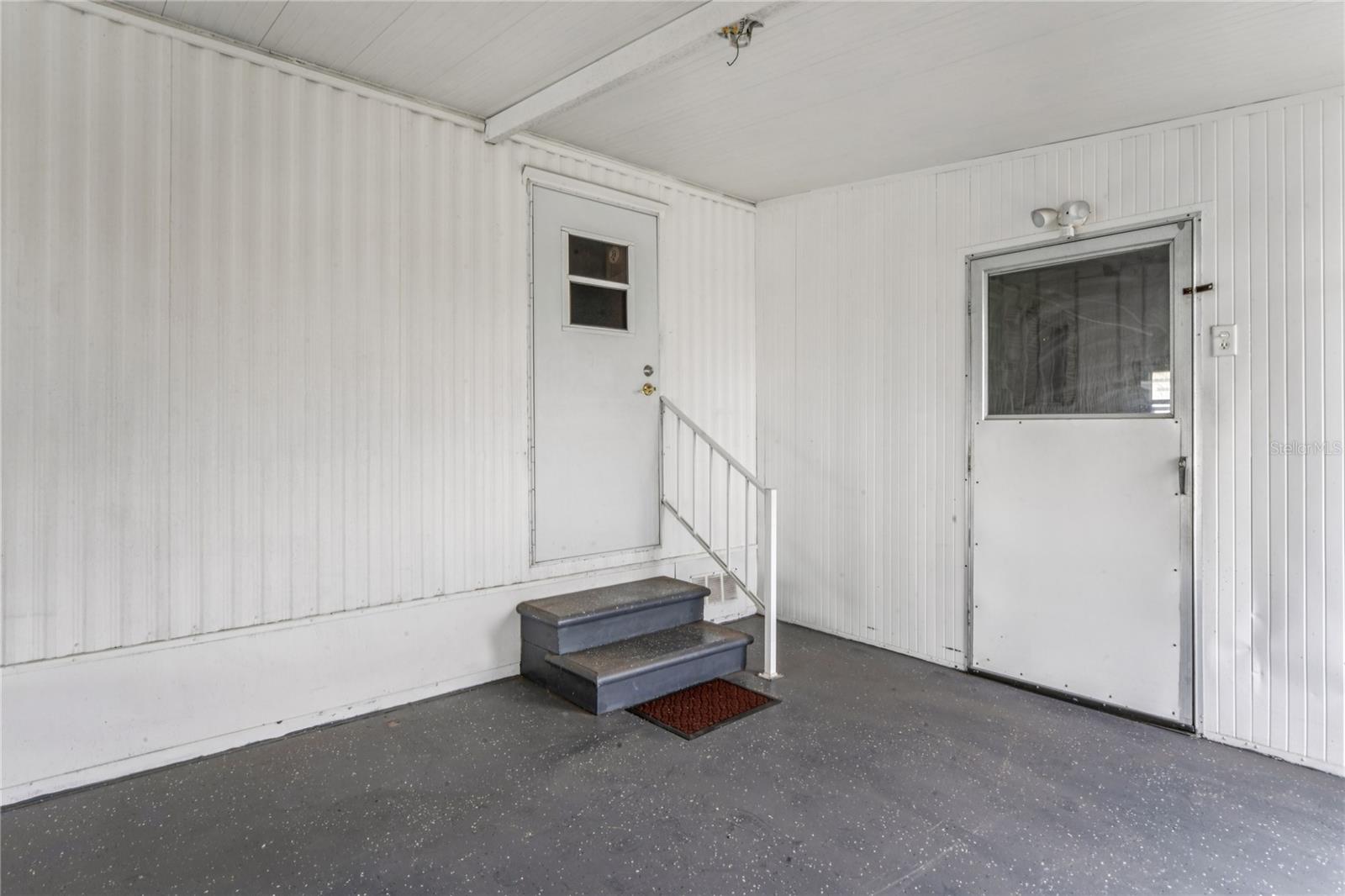 SLEEPY HOLLOW MOBILE ESTATES - Residential