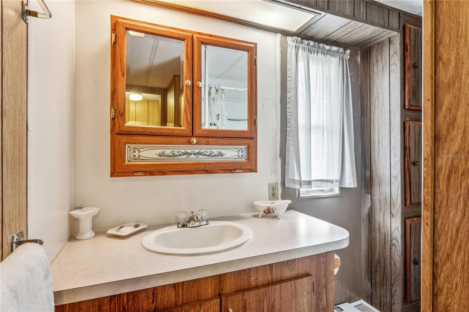 SLEEPY HOLLOW MOBILE ESTATES - Residential