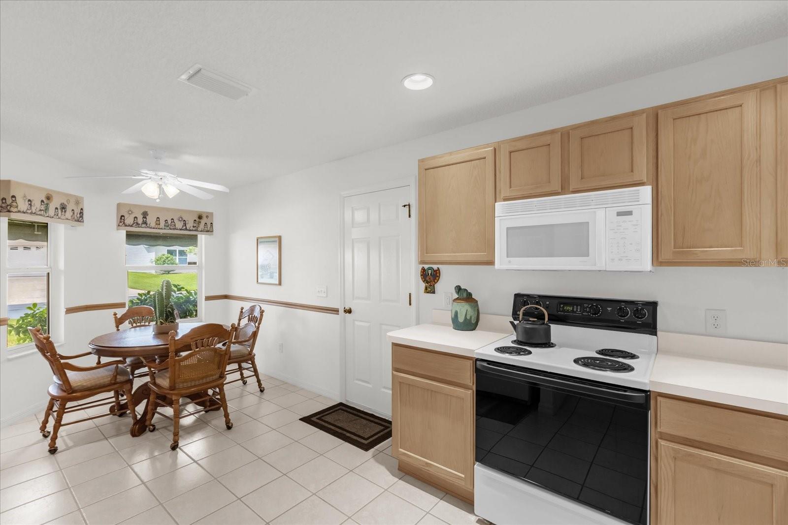 2705 LA POSADA DRIVE