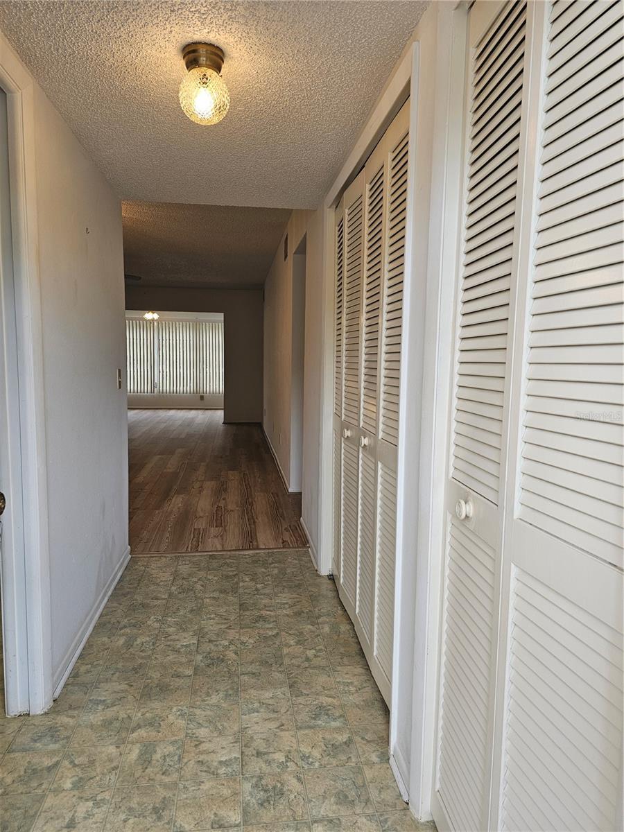 2383 NETHERLANDS DRIVE 39