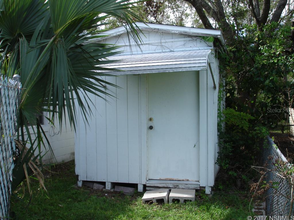 Model Land Co Unrec 160 Lt 41 - Residential