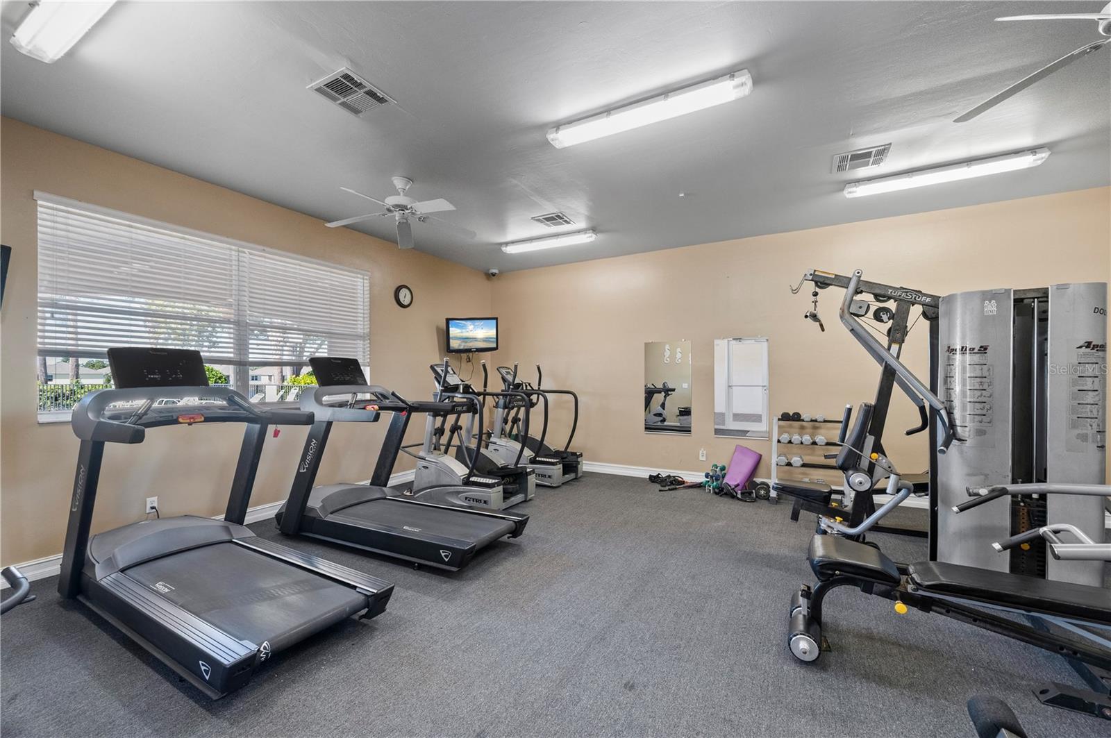 RIVER CLUB - Residential