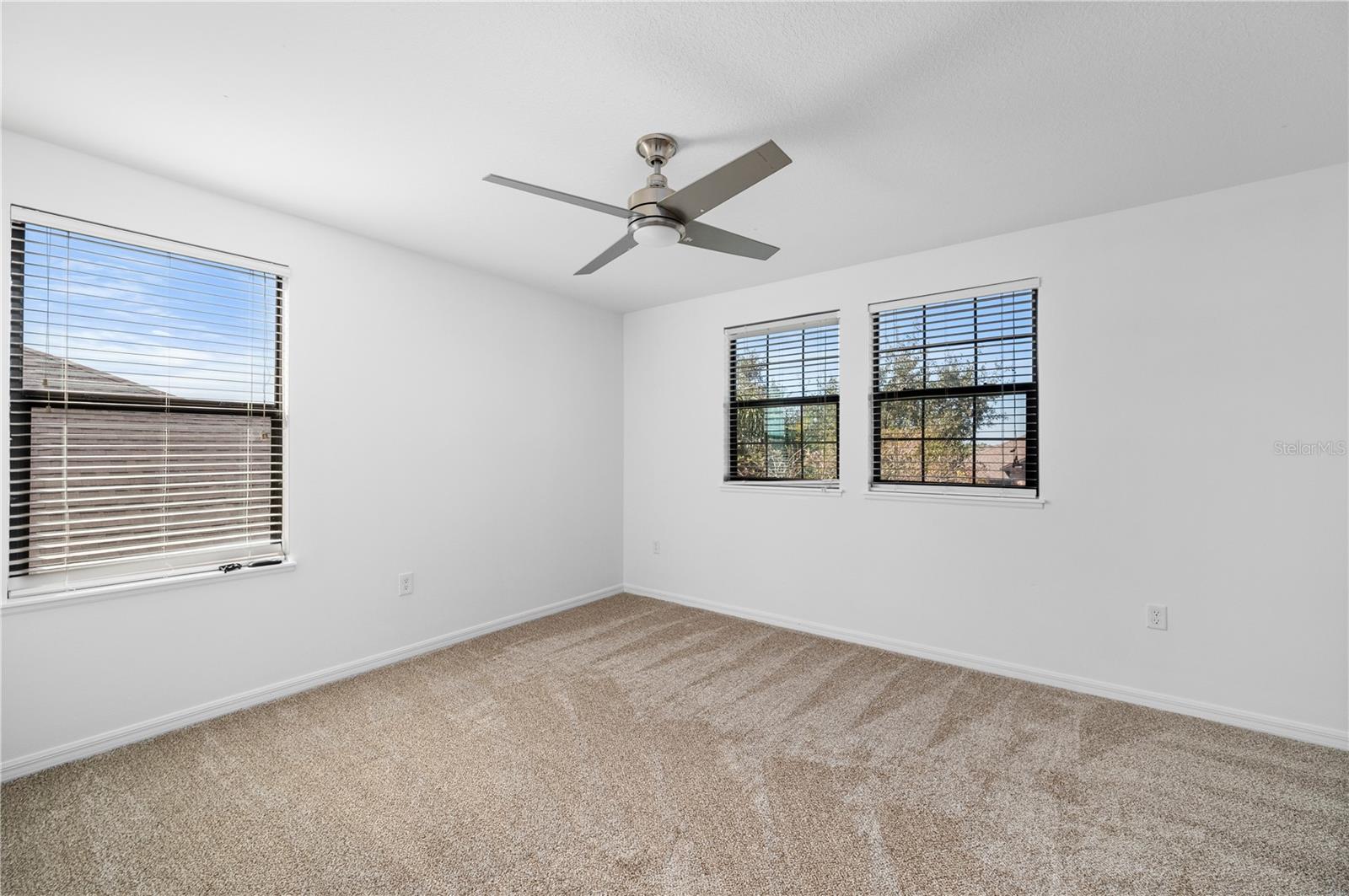 RIVER CLUB - Residential