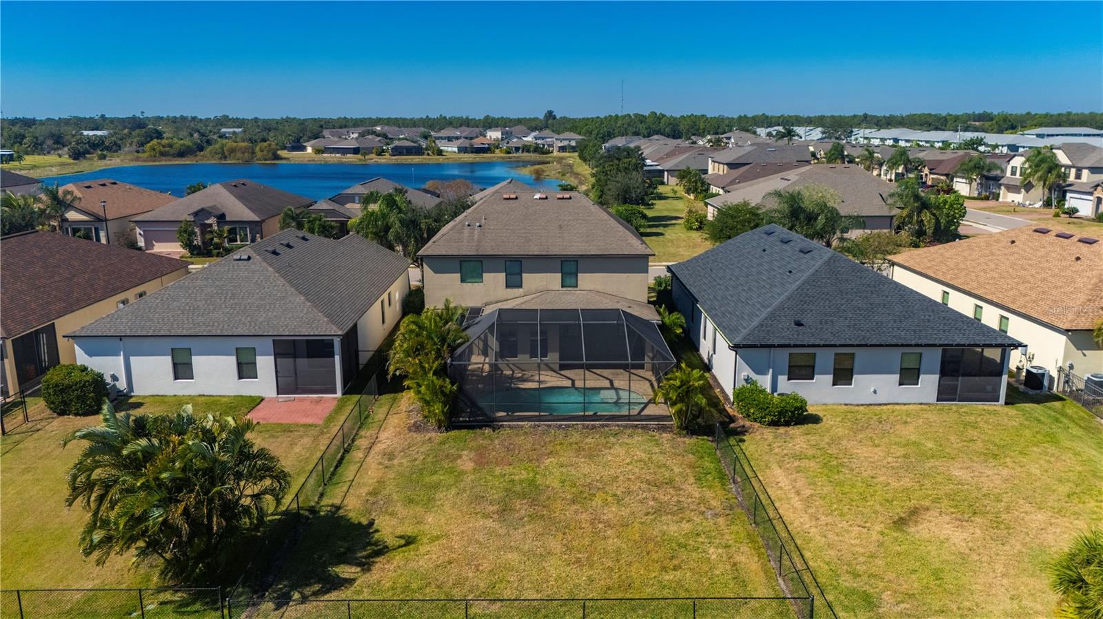 RIVER CLUB - Residential