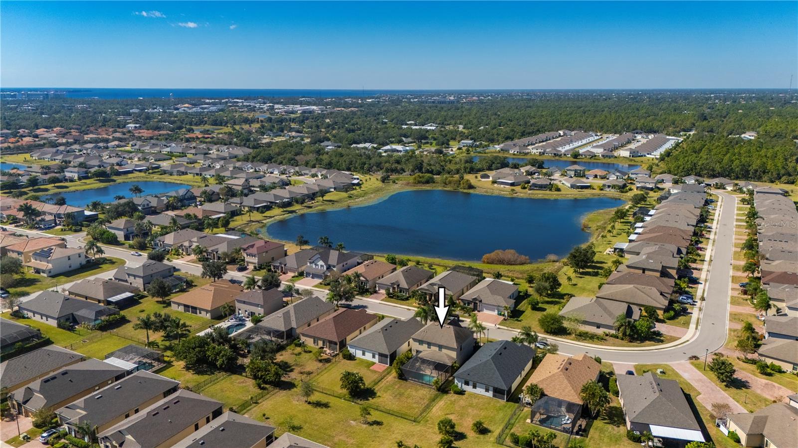 RIVER CLUB - Residential