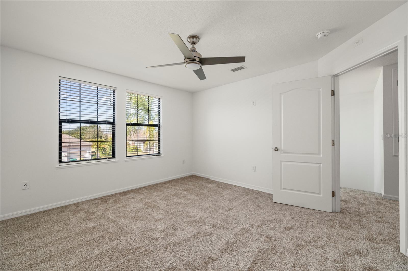 RIVER CLUB - Residential