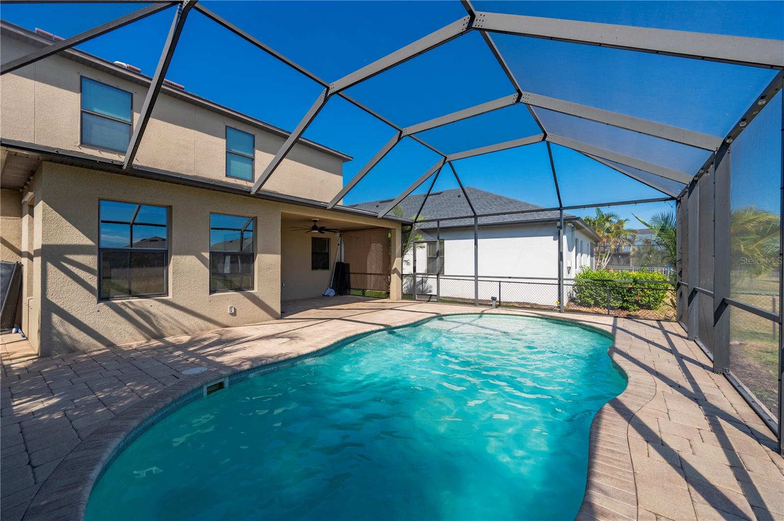 RIVER CLUB - Residential