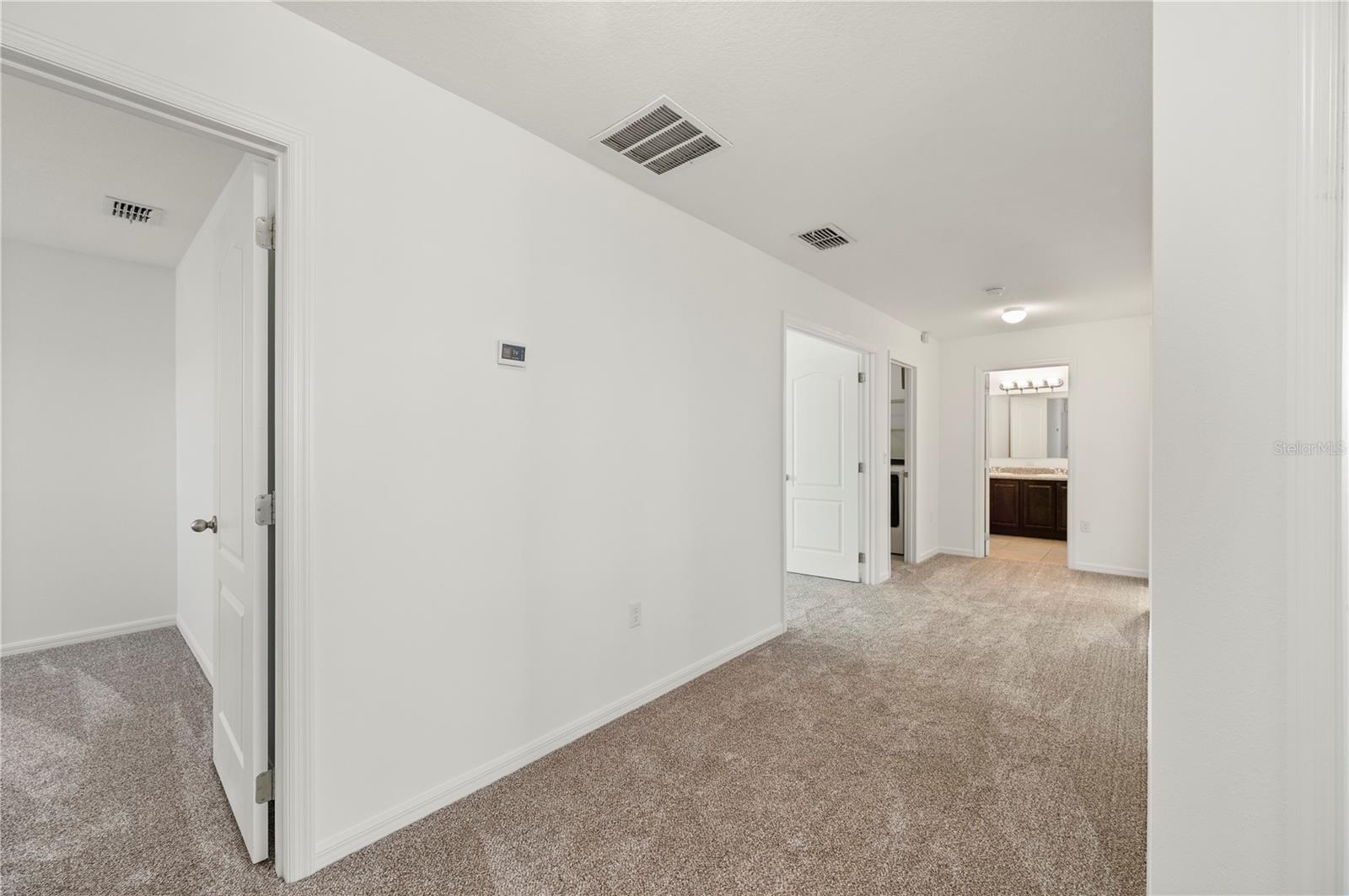 RIVER CLUB - Residential