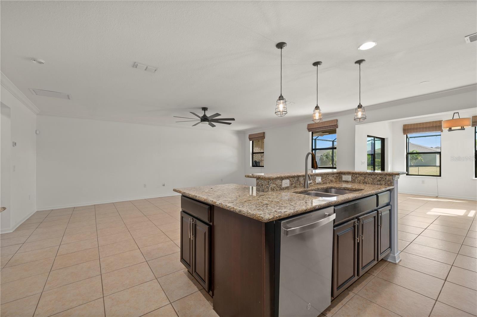 RIVER CLUB - Residential