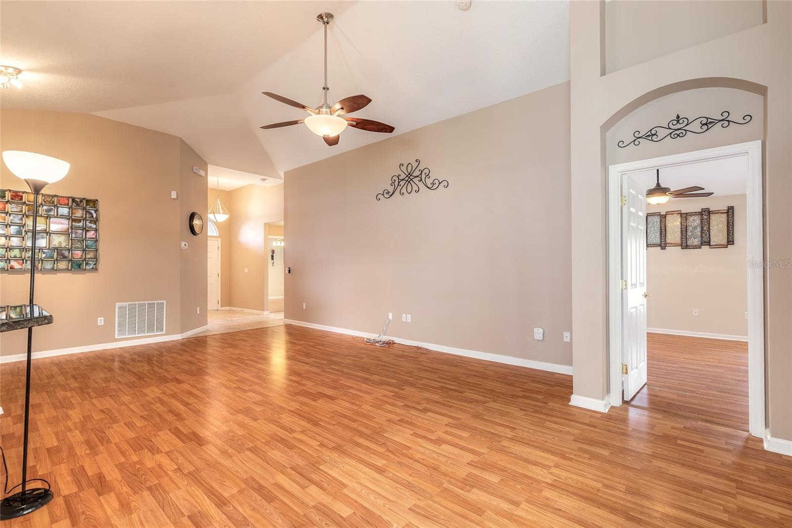 6793 CALISTOGA CIRCLE