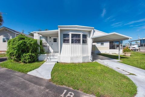 Photo of 4851 W Gandy Boulevard #B3L18, Tampa, FL 33611 (MLS # TB8425376)