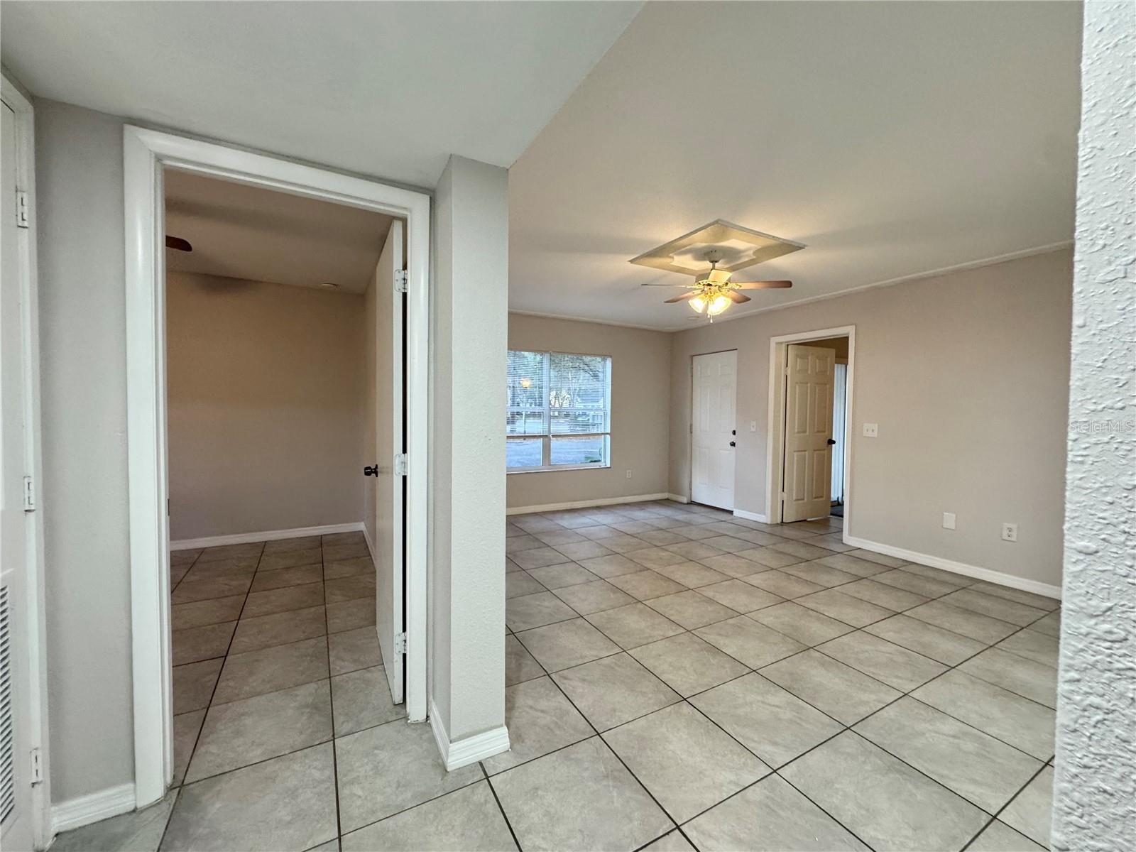 SIVER SPGS SHORES UN 40 - Residential