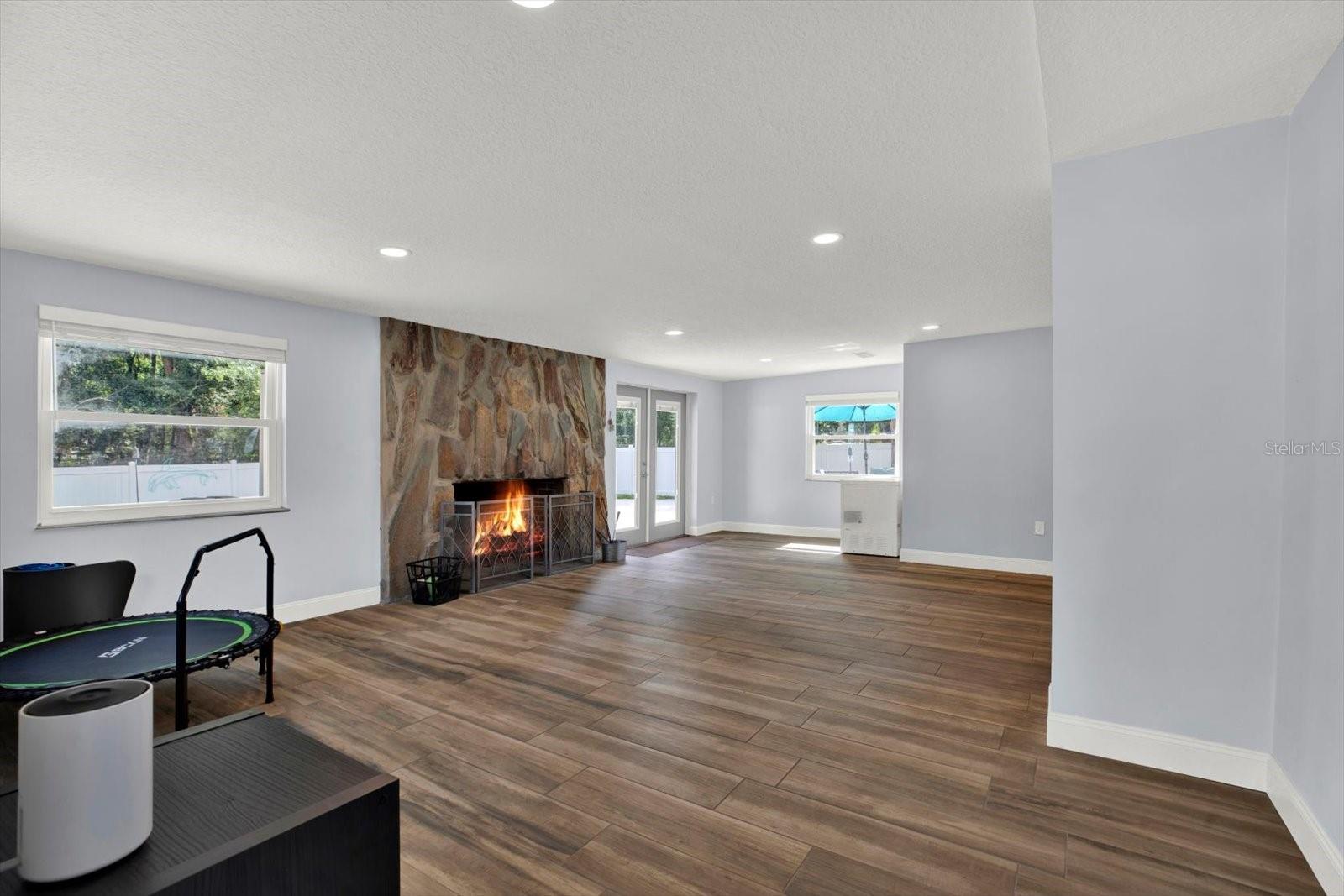 BELMACK ACRES - Residential