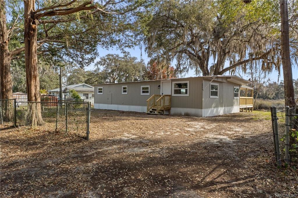 Photo 1 of 46 — 5951 N TSALA APOPKA DRIVE, HERNANDO, FL 34442