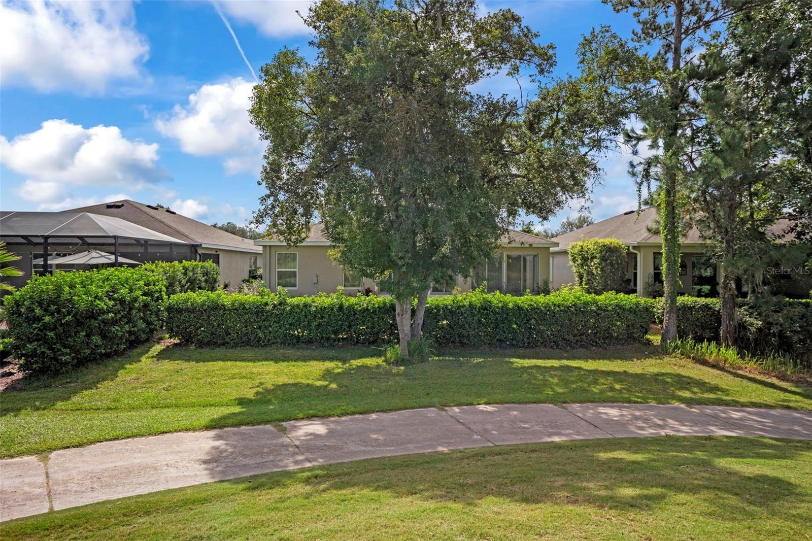 HERNANDO OAKS PH 3 - Residential