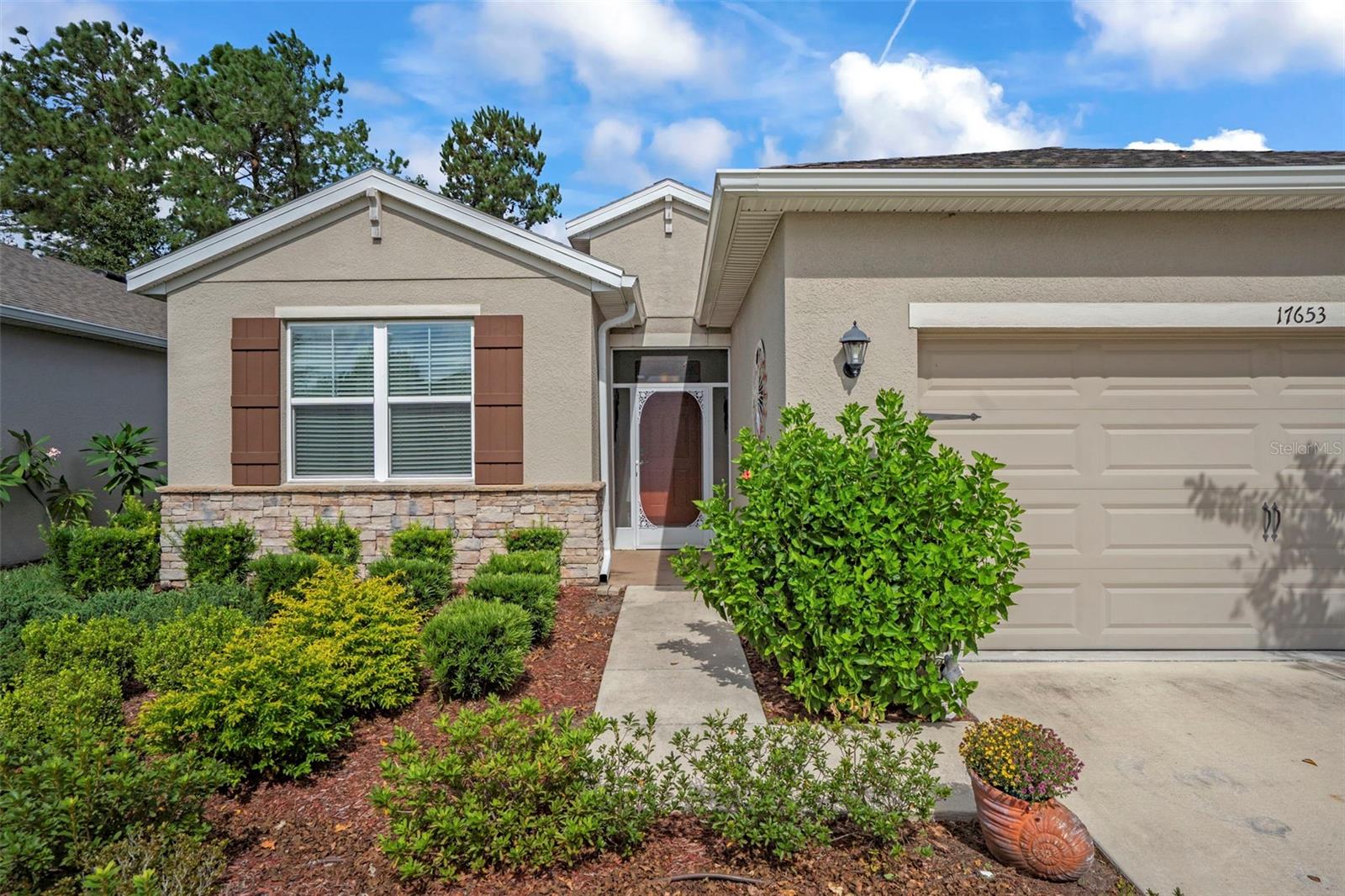 HERNANDO OAKS PH 3 - Residential