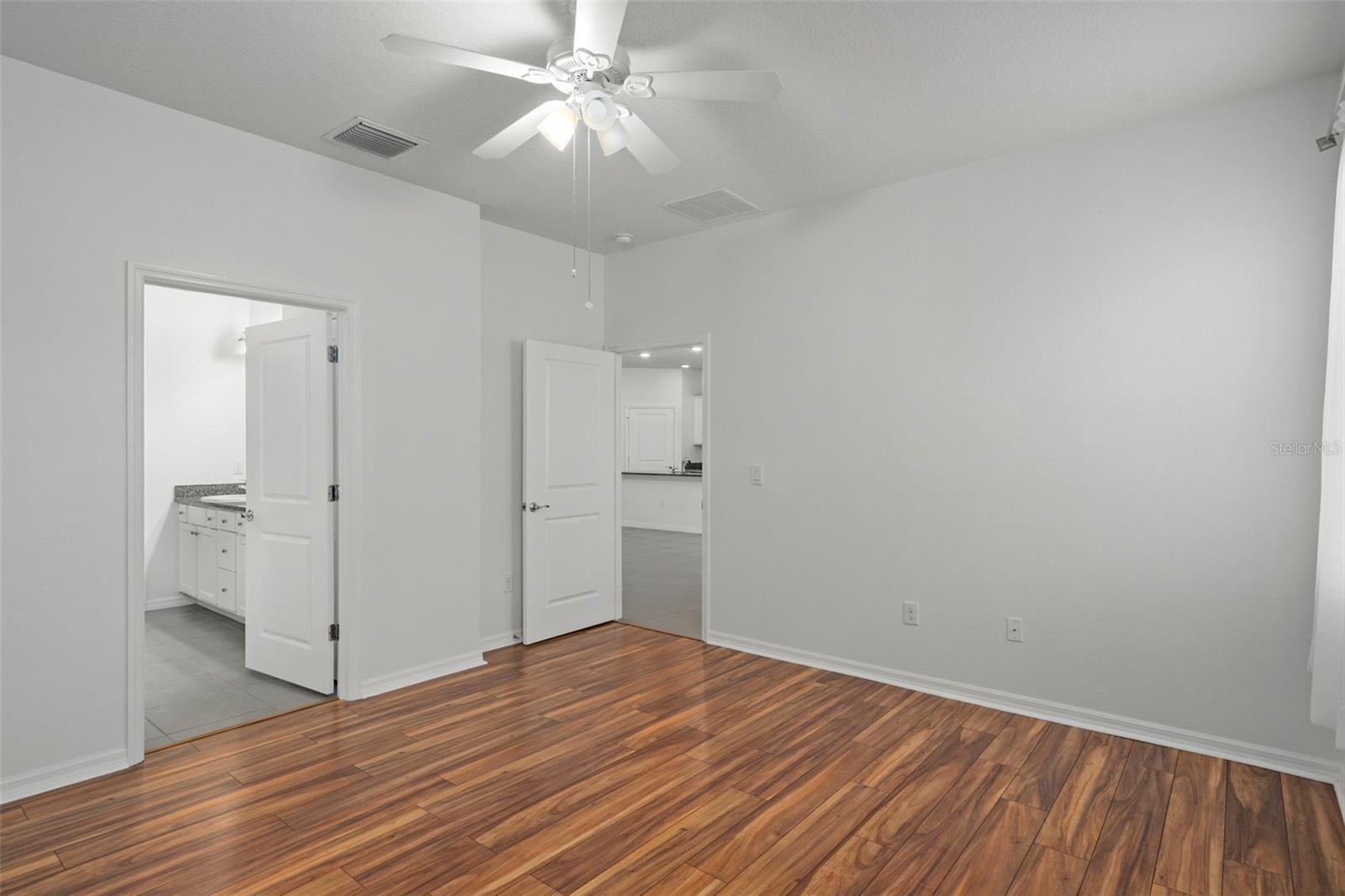 HERNANDO OAKS PH 3 - Residential