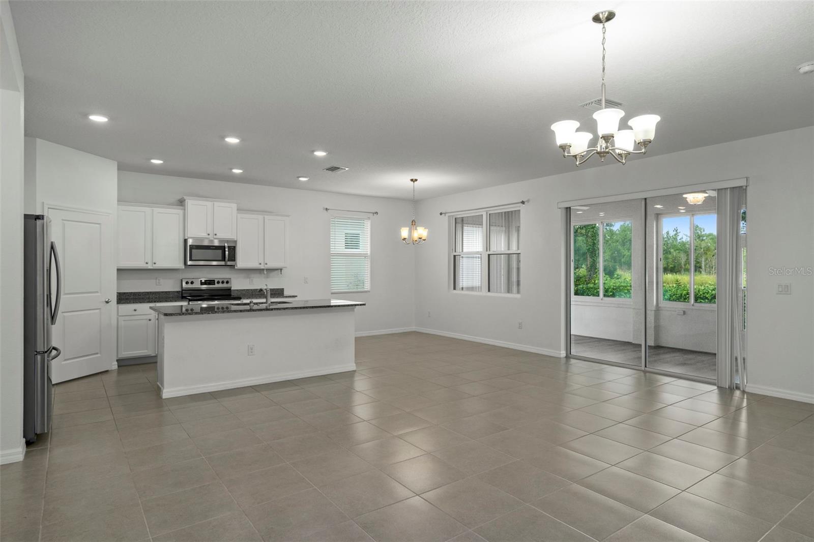 HERNANDO OAKS PH 3 - Residential