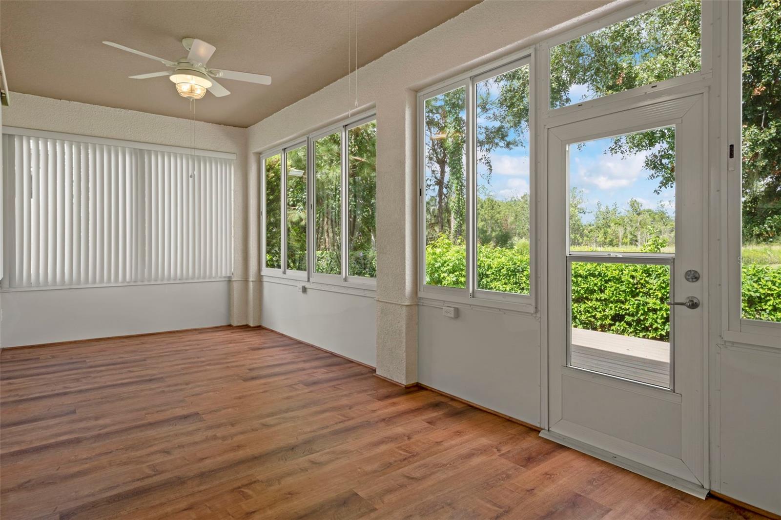 HERNANDO OAKS PH 3 - Residential
