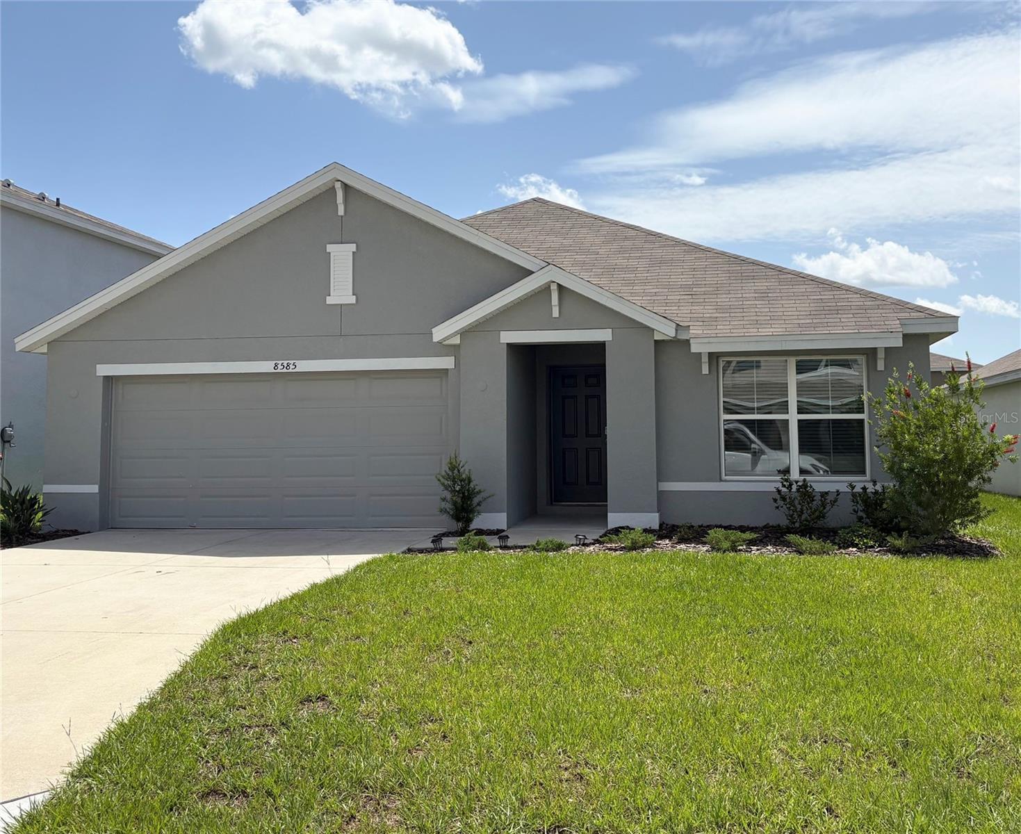 One or more photo(s) has been virtually staged. Like new-This beautiful 3/2/2 home is located in an established Southwest Ocala neighborhood, near shopping, dining, medical facilities, and schools—with easy access to SR 200 and I-75 for commuting
Step into the welcoming living area with vaulted ceilings and natural light that flows into the open dining space and kitchen. The kitchen is equipped with ample cabinet storage, stainless steel appliances, and a breakfast bar—perfect for everyday living and entertaining.
The split-bedroom design provides added privacy, with a spacious primary suite with walk-in closet and en-suite bath featuring dual sinks and a walk-in shower. Two additional bedrooms share a second full bath, making the layout functional and flexible.
Home Features:
3 Bedrooms / 2 Bathrooms / 2 Car Garage
Open living and dining space with vaulted ceilings
Kitchen with stainless steel appliances and breakfast bar
Primary suite with walk-in closet and private bath
Partially fenced backyard &covered patio
2-car attached garage
Call for a tour..!