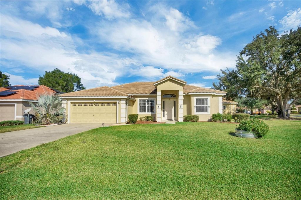 Photo of 428 Bay Leaf Drive, Poinciana, FL 34759 (MLS # S5140197)