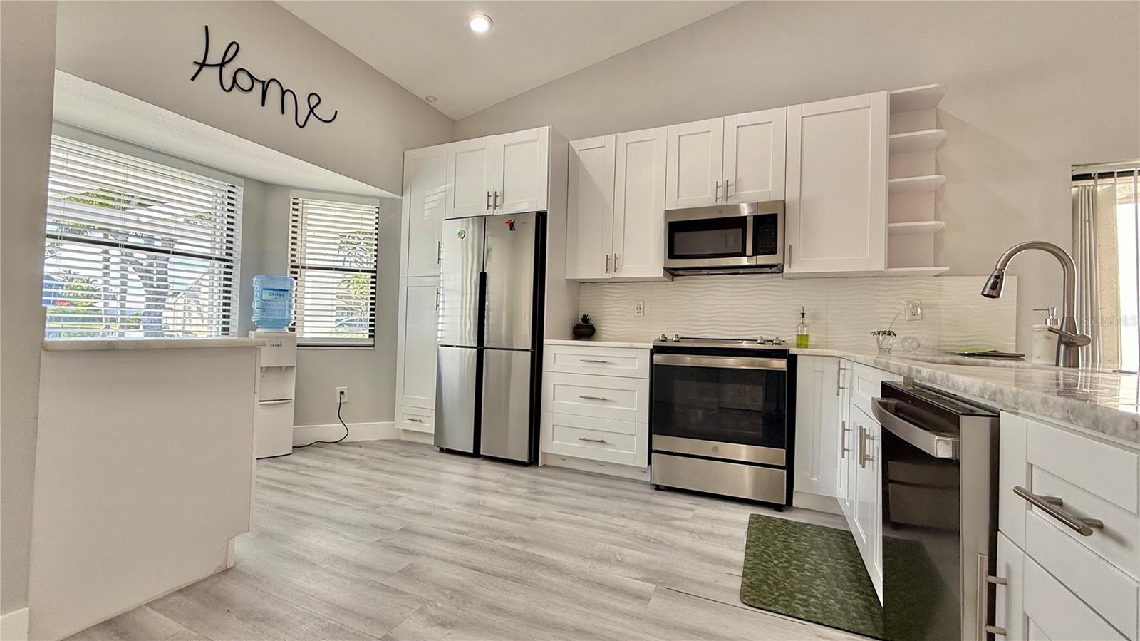 BOYNTON LAKES 06 - Residential