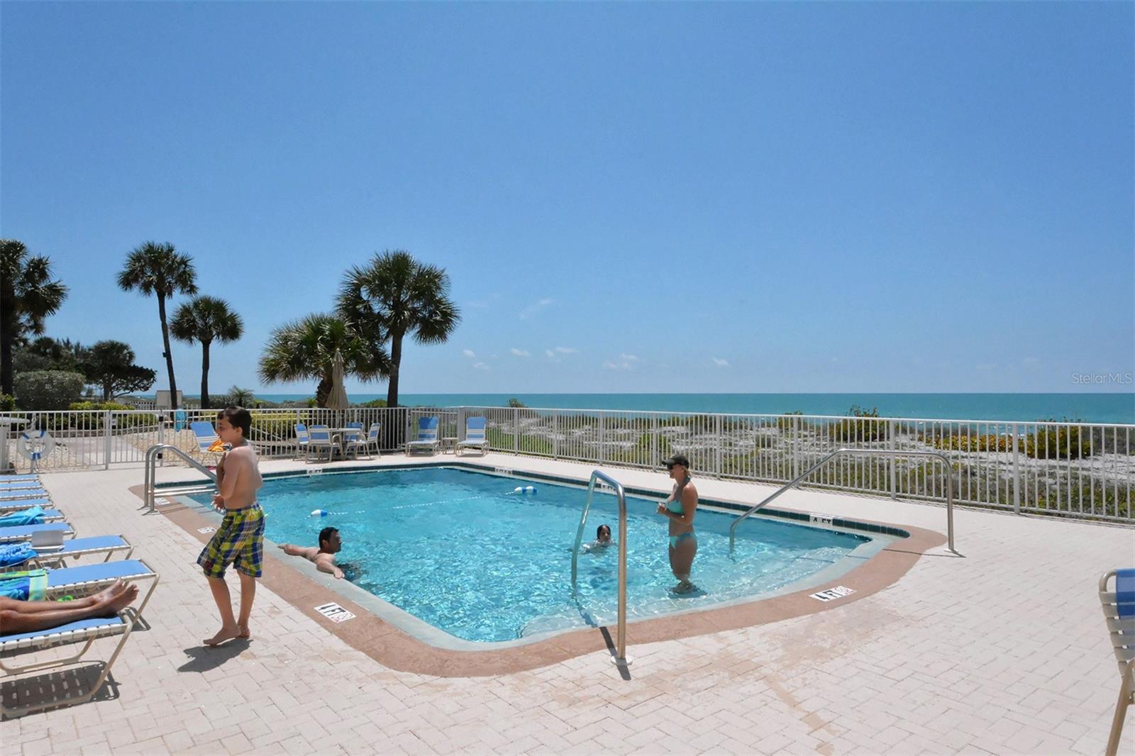 VENICE SANDS - Residential