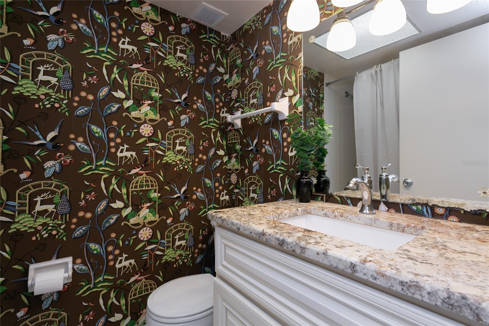 VENICE SANDS - Residential