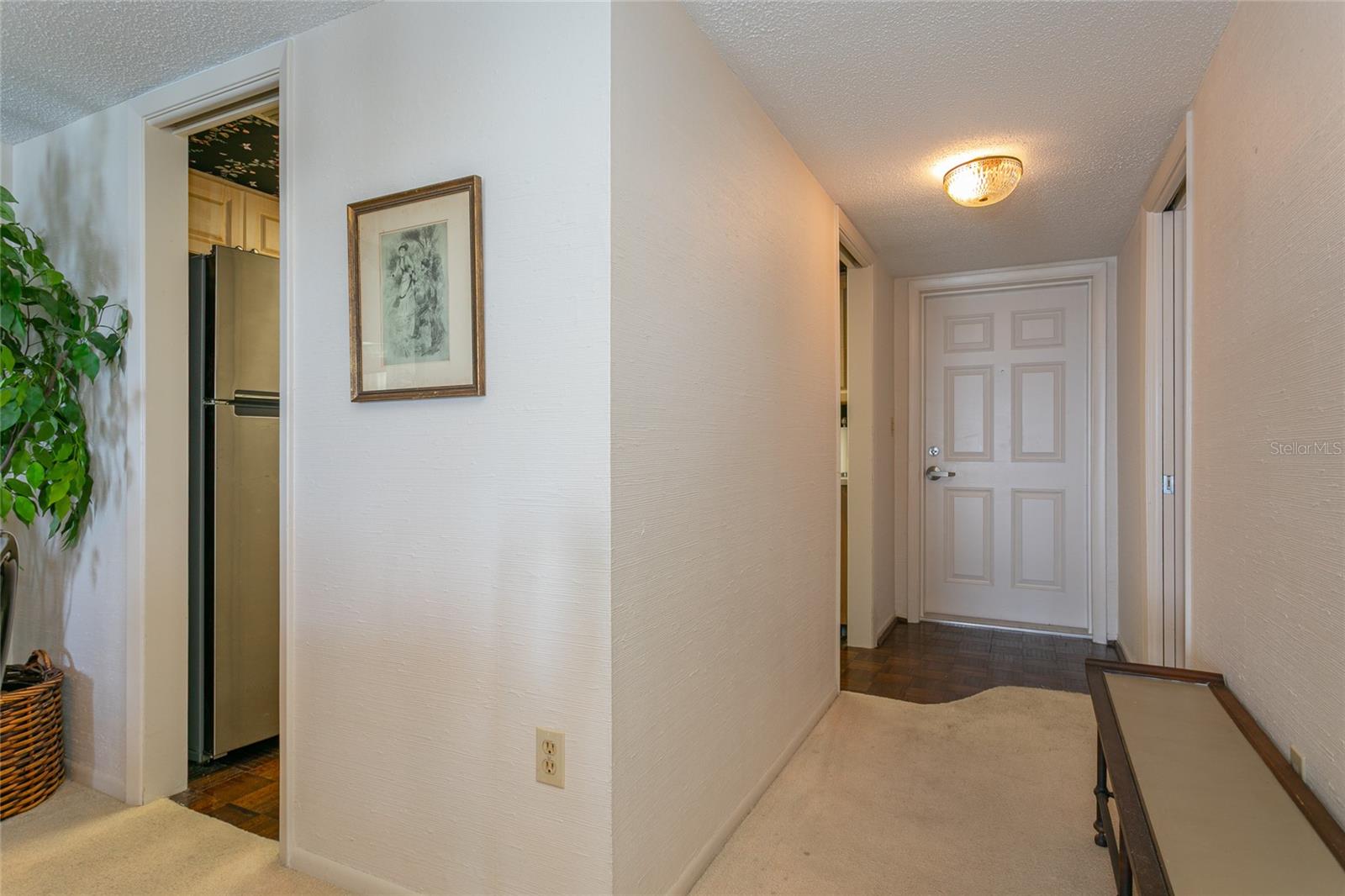 VENICE SANDS - Residential